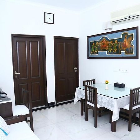 Joerose Villa Noida Buitenkant foto